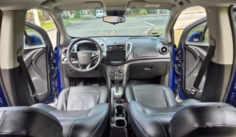 
Chevrolet Tracker LS full									