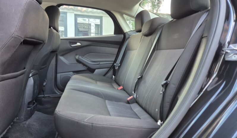 
Ford focus se full									