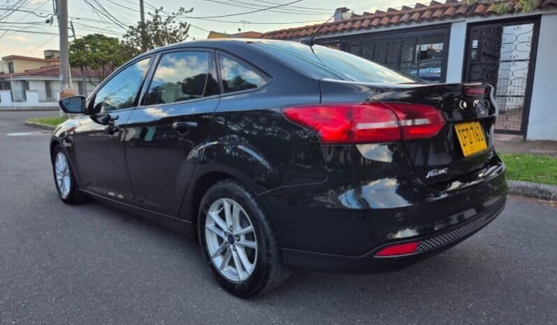 
Ford focus se full									