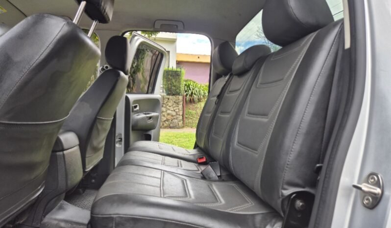 
								Volkswagen Amarok full									