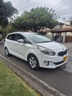
										Kia carens suv full									