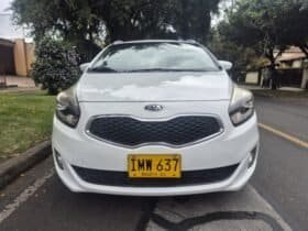 Kia carens suv