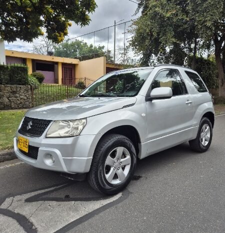 
								Suzuki Grand Vitara full									