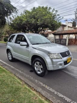 
										Suzuki Grand Vitara full									