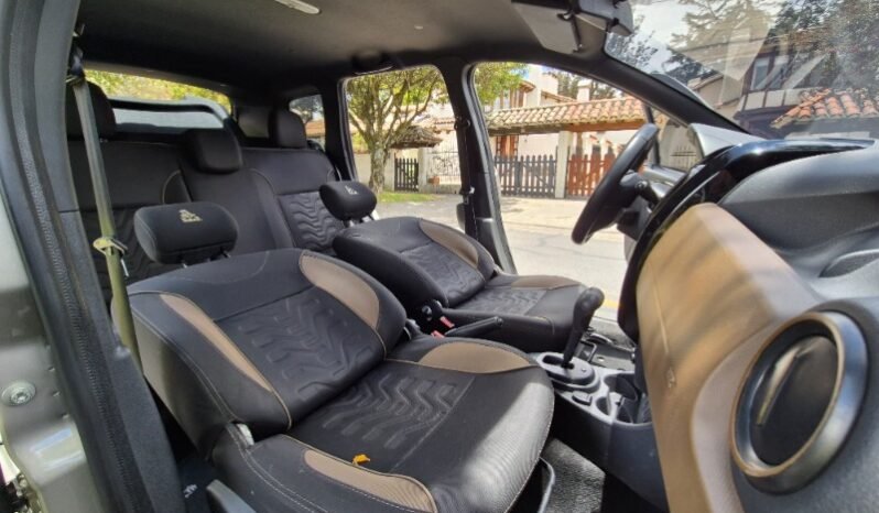 
Renault Duster zen full									