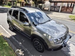 
Renault Duster zen full									