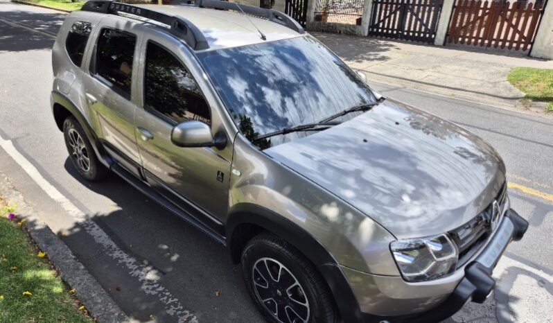 
Renault Duster zen full									