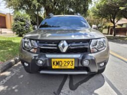
Renault Duster zen full									