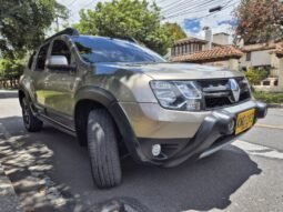 
Renault Duster zen full									
