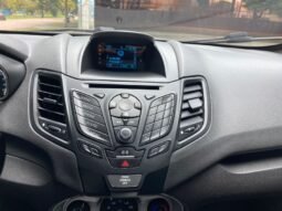 
										Ford Fiesta SE full									