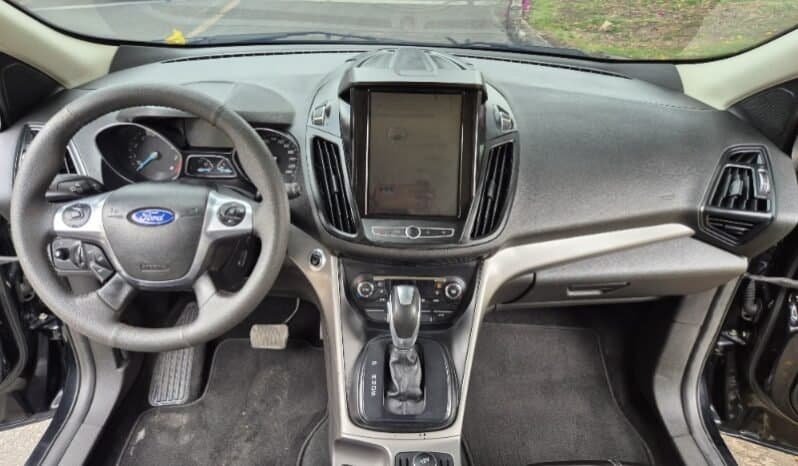 
Ford scape titanium full									