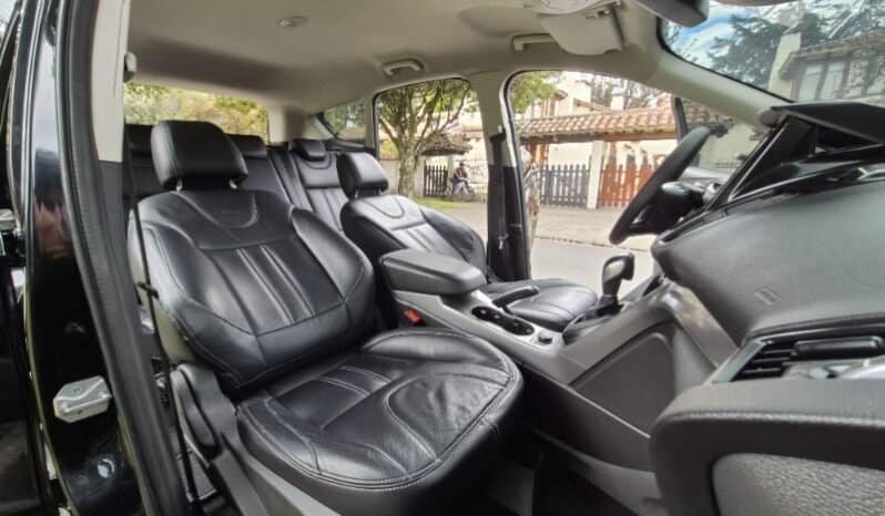 
Ford scape titanium full									