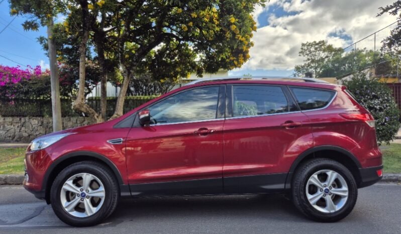 
								Ford Escape SE full									