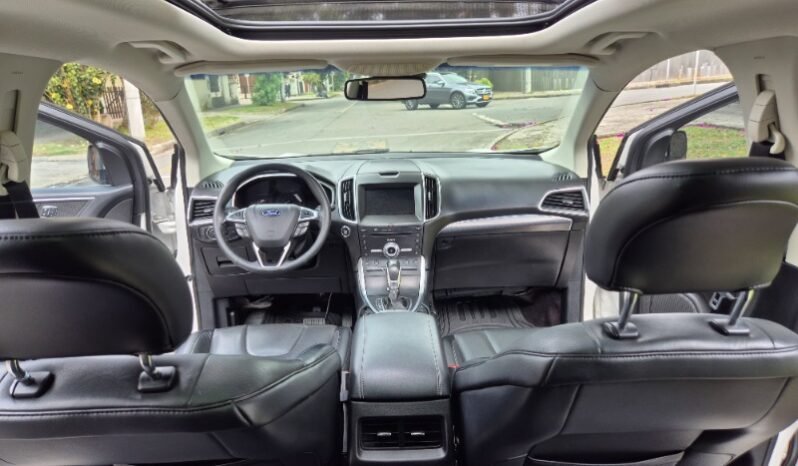 
								Ford EDGE TITANIUM full									