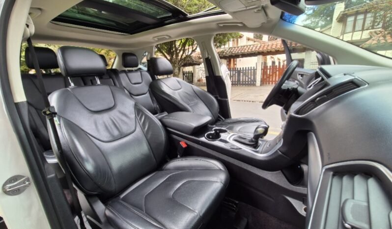 
								Ford EDGE TITANIUM full									