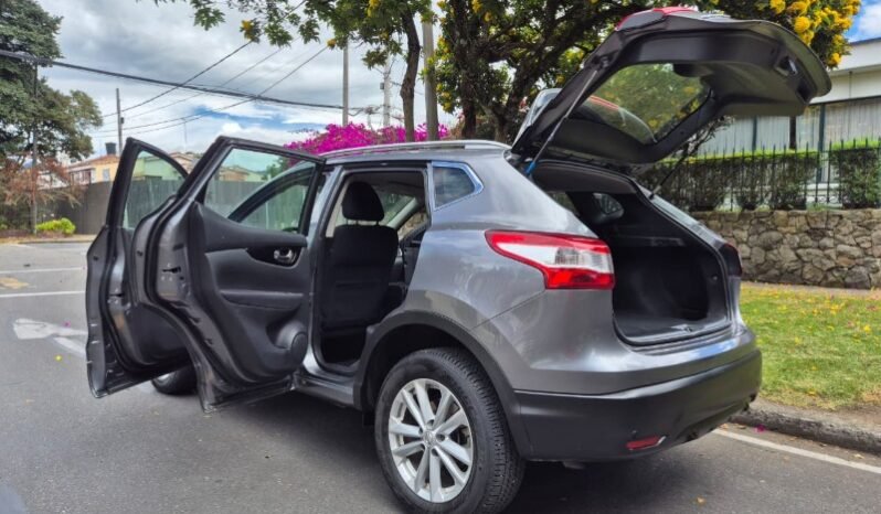 
								Nissan Qashqai full									