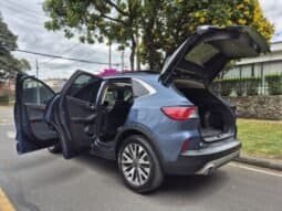 
Ford titanium hibrida full									