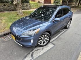 Ford titanium hibrida