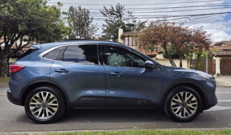 
Ford titanium hibrida full									