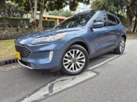 Ford titanium hibrida