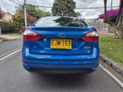 
										Ford Fiesta SE full									