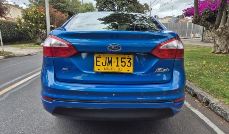 
								Ford Fiesta SE full									