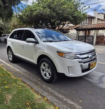
Ford EDGE TITANIUM full									