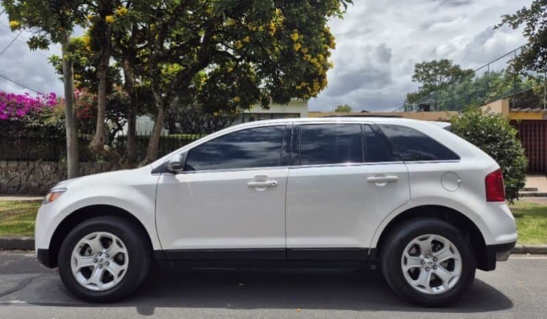 
Ford EDGE TITANIUM full									