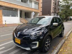 Renault captur iconic