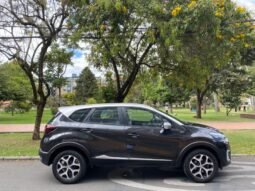 Renault captur iconic