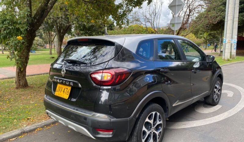 
								Renault captur iconic full									