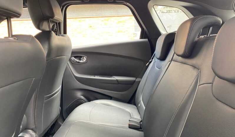 
								Renault captur iconic full									