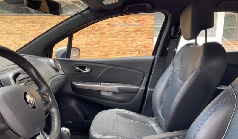 
								Renault captur iconic full									