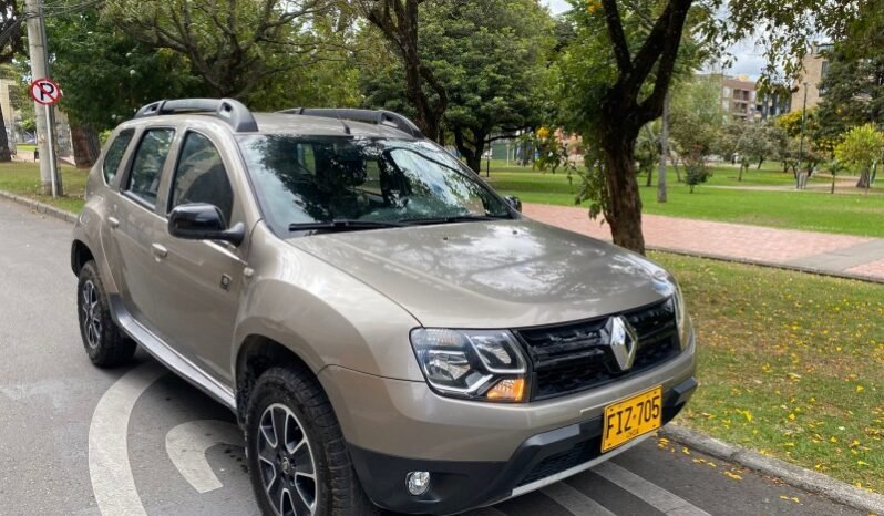 
								Renault Duster full									