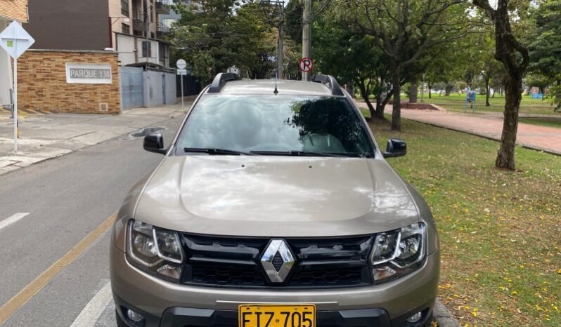 
								Renault Duster full									