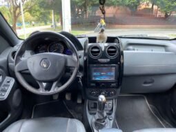 
										Renault Duster full									