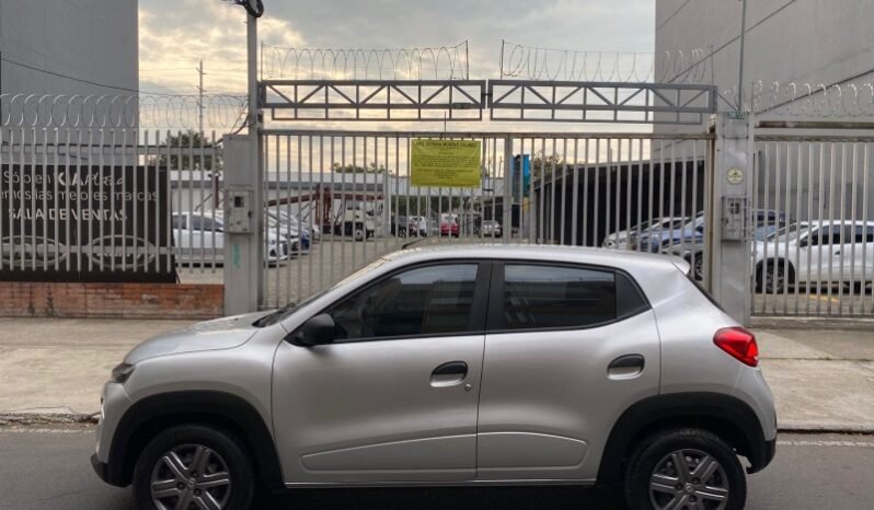
								Renault Kwid full									