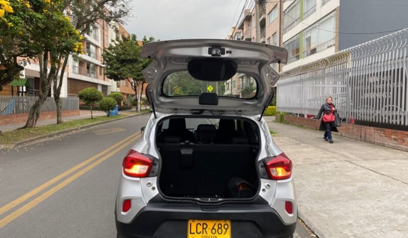 
								Renault Kwid full									