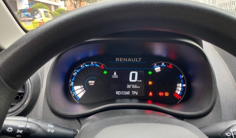
								Renault Kwid full									