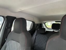 
										Renault Kwid full									