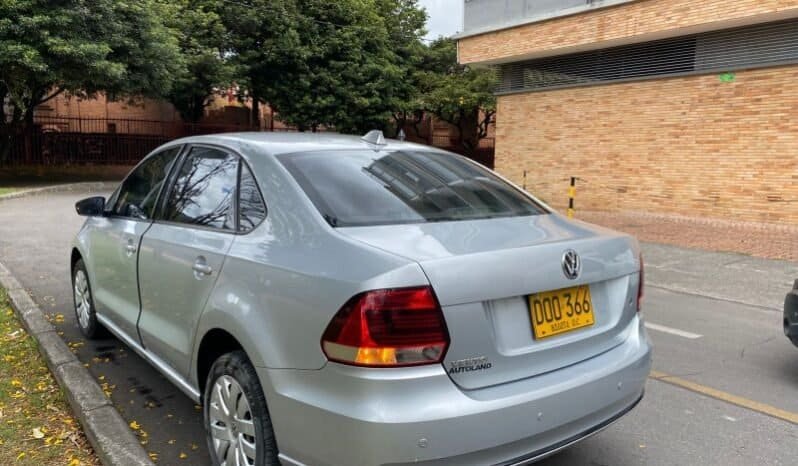 
Volkswagen Vento full									