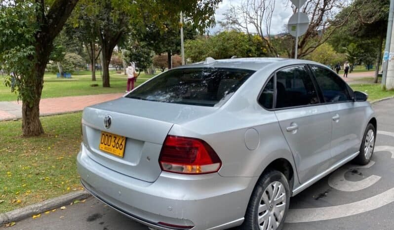 
Volkswagen Vento full									