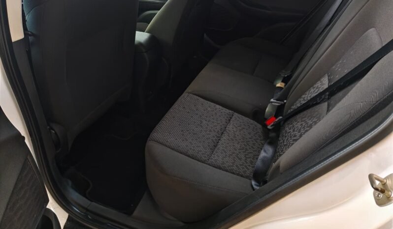 
								Chevrolet Tracker full									