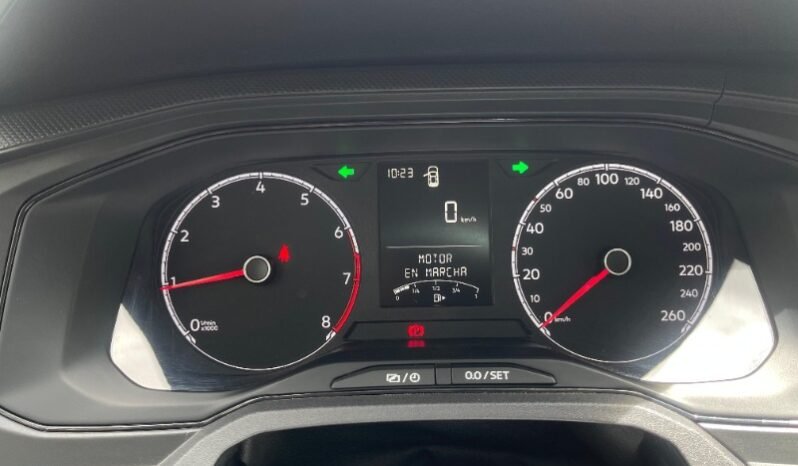 
								Volkswagen polo track full									