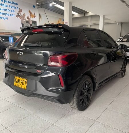 
								Chevrolet Onix Rs full									