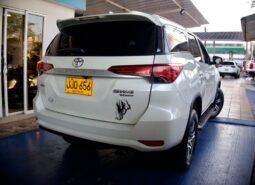 
										Toyota fortuner 4×2 full									