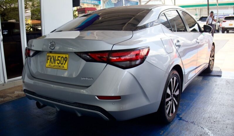 
								Nissan sentra advance full									