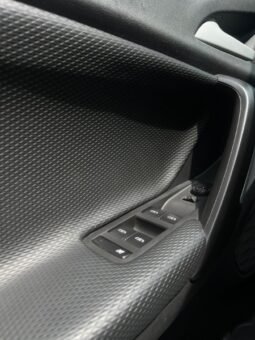 
										Chevrolet Tracker LTZ full									