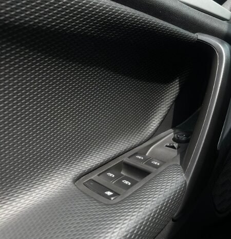 
								Chevrolet Tracker LTZ full									