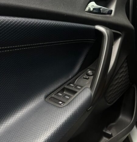 
Chevrolet TRACKER PREMIER full									